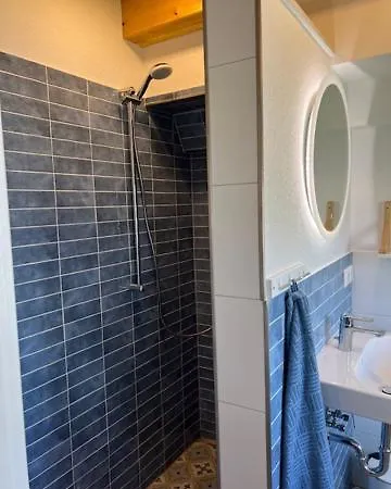 Дом отдыха Gemuetliches Reetdachhaus