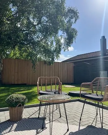 Gemuetliches Reetdachhaus Дом отдыха