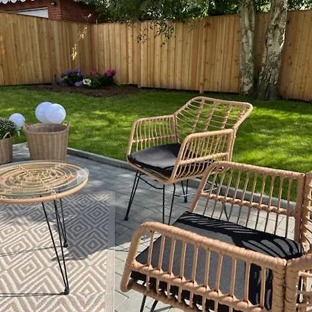 Gemuetliches Reetdachhaus Дом отдыха