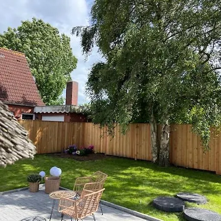 Gemuetliches Reetdachhaus Дом отдыха Oesterdeichstrich