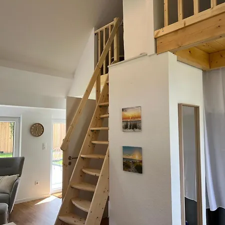 Gemuetliches Reetdachhaus Ferienhaus
